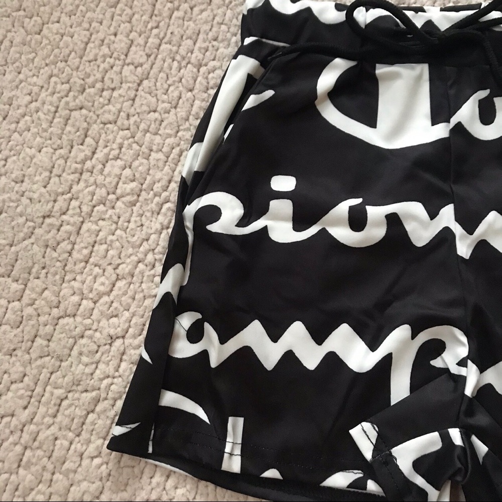 Champion Set (Black&White) - Picture 7 of 8
